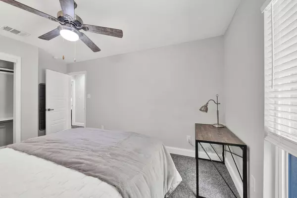 Coliving in Garland - Ne Dallas, Dallas