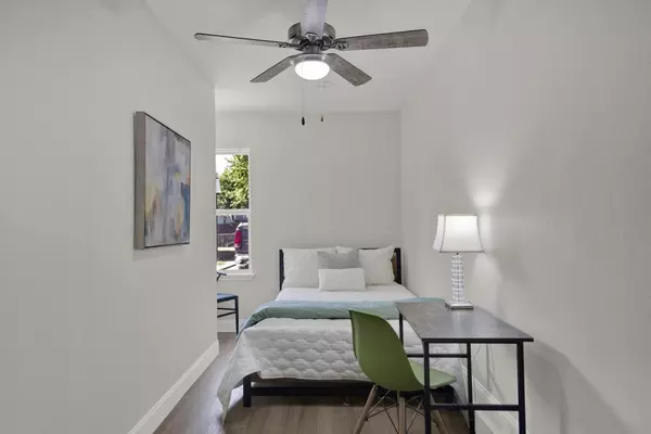 Coliving in Garland - Ne Dallas, Dallas