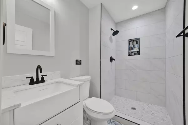 Coliving in Garland - Ne Dallas, Dallas
