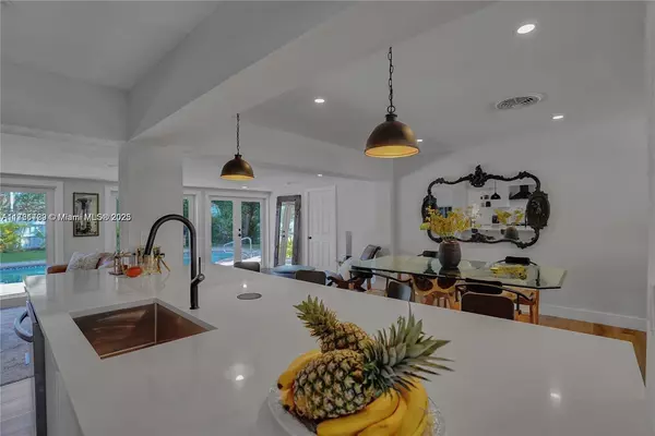 Coliving in Pompano Beach - Broward County, Miami