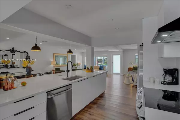 Coliving in Pompano Beach - Broward County, Miami
