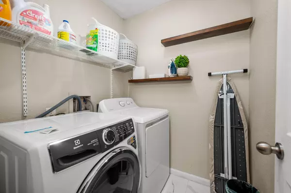 Coliving in Acres Home - Nw Houston, Houston