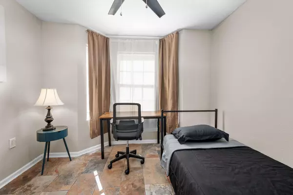 Coliving in Acres Home - Nw Houston, Houston