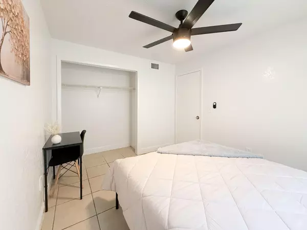 Coliving in Sulphur Springs - North Tampa, Tampa