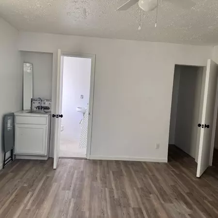 Coliving in Spring - Ne Houston, Houston