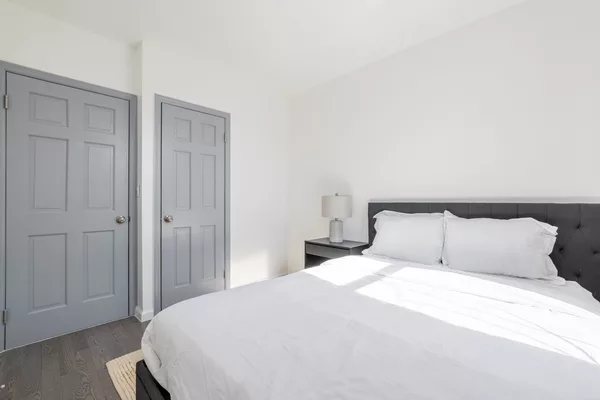 Coliving in Ditmas / Steinway - Queens, New York