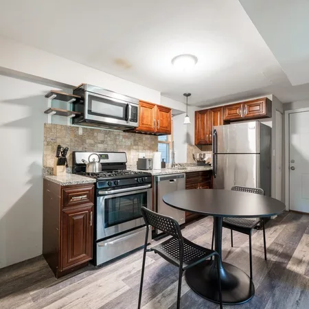 Coliving in Logan Square - North Side, Chicago