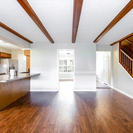 Coliving in Greater Hobby Area - Se Houston, Houston