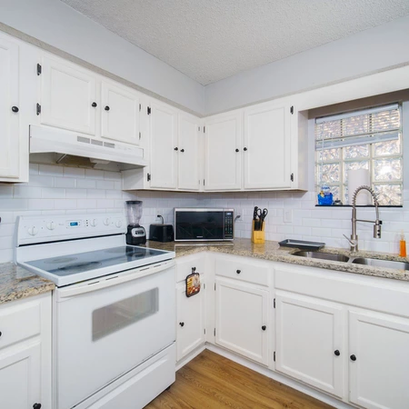Coliving in Hyde Park JAX - Westside, Jacksonville