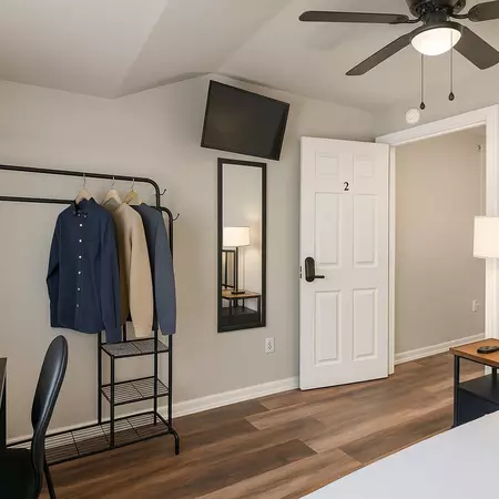 Coliving in Cedar Crest - Se Dallas, Dallas
