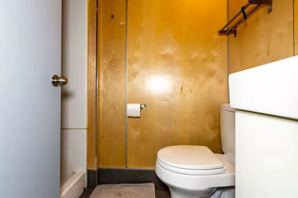 Coliving in Edgewood DC - Washington Northeast, Washington DC