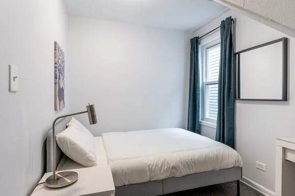 Coliving in Logan Square - North Side, Chicago