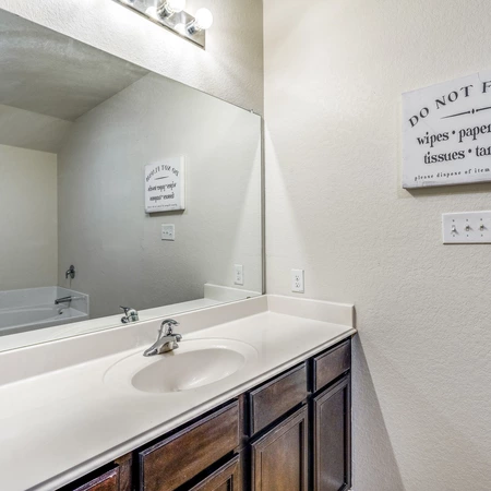 Coliving in New Braunfels - Outer SATX, San Antonio