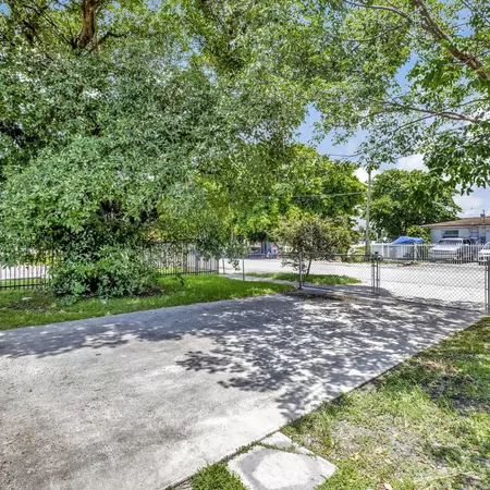 Coliving in Brownsville MIA - Miami Dade, Miami