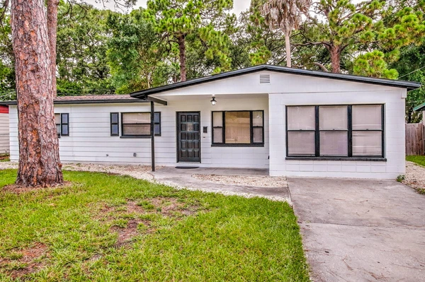 Coliving in Town 'n' Country - West Tampa, Tampa