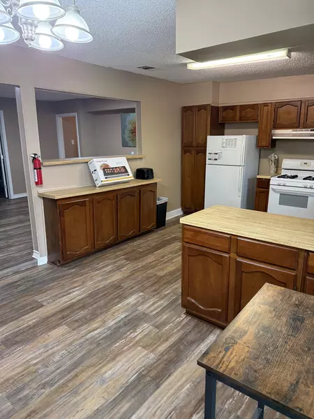 Coliving in San Marcos - South Austin, Austin