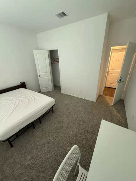 Coliving in Kelliwood - West Houston, Houston