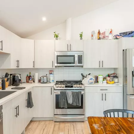 Coliving in Northeast Los Angeles - Central Los Angeles, Los Angeles