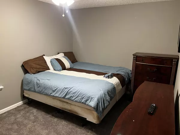 Coliving in Cedar Hills - Westside, Jacksonville