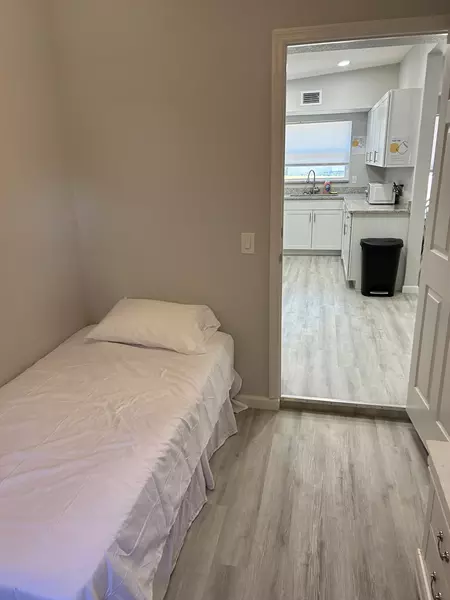 Coliving in Pine Hills - West Orlando, Orlando