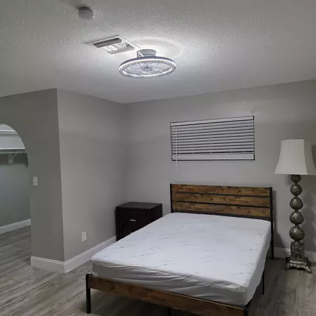 Coliving in Wadeview Park - Central Orlando, Orlando