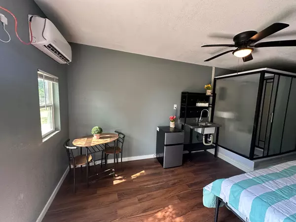 Coliving in Cedar Crest - Se Dallas, Dallas