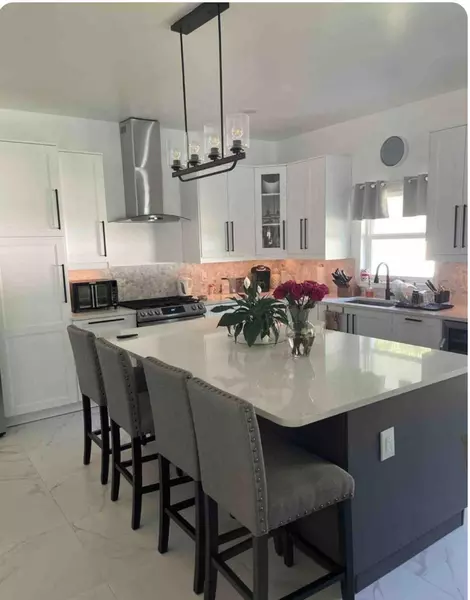 Coliving in Kenwood - Clearwater-St. Petersburg, Tampa