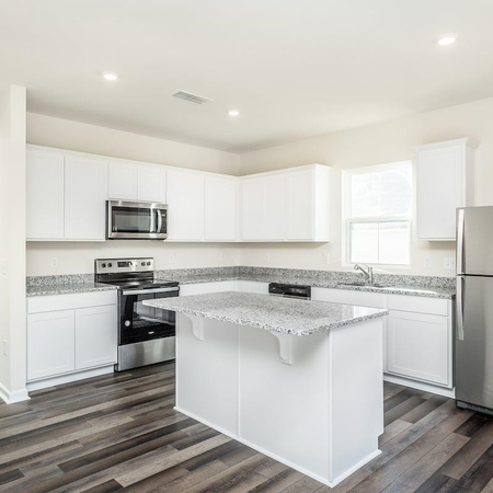 Coliving in Bryson Village - Outer Triangle, Raleigh
