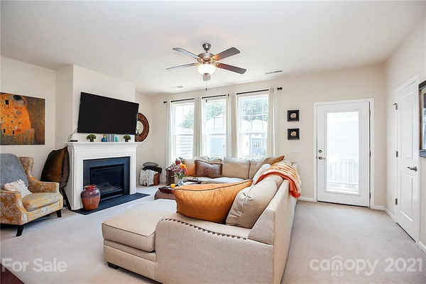 Coliving in Sterling - South Charlotte, Charlotte