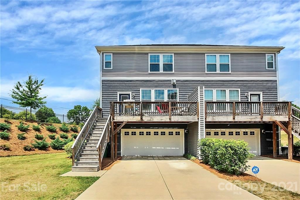 Coliving in Sterling - South Charlotte, Charlotte