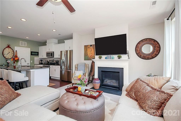 Coliving in Sterling - South Charlotte, Charlotte