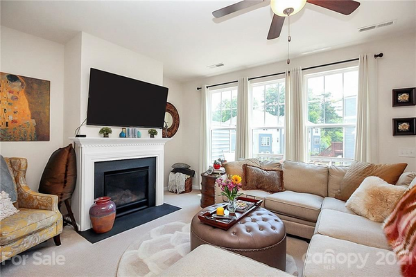 Coliving in Sterling - South Charlotte, Charlotte