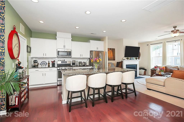 Coliving in Sterling - South Charlotte, Charlotte
