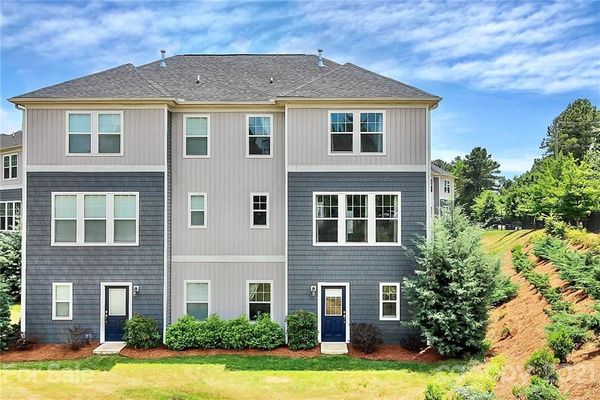 Coliving in Sterling - South Charlotte, Charlotte