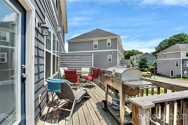 Coliving in Sterling - South Charlotte, Charlotte