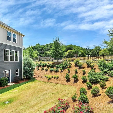 Coliving in Sterling - South Charlotte, Charlotte