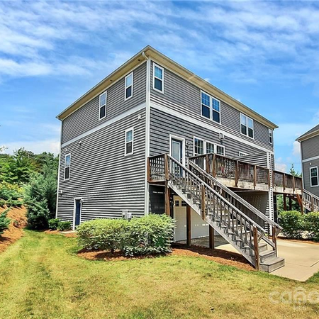 Coliving in Sterling - South Charlotte, Charlotte