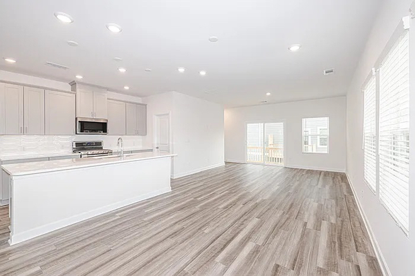 Coliving in Eagle Lake - West Charlotte, Charlotte