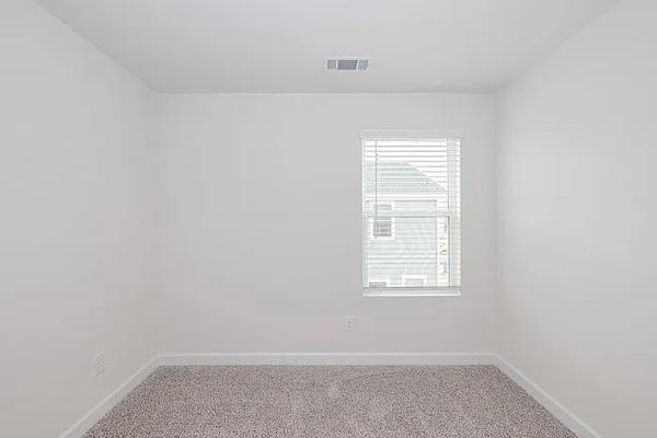 Coliving in Eagle Lake - West Charlotte, Charlotte