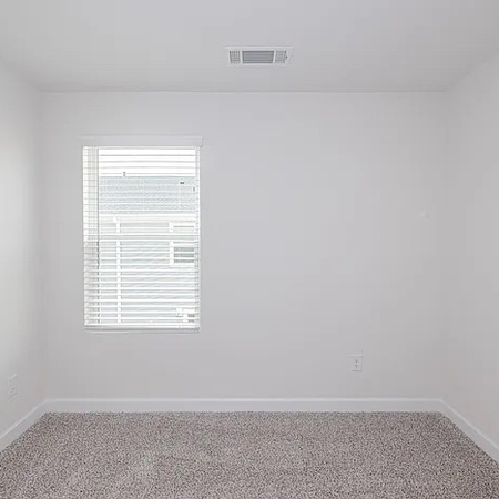 Coliving in Eagle Lake - West Charlotte, Charlotte