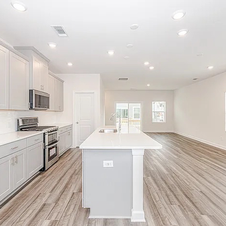 Coliving in Eagle Lake - West Charlotte, Charlotte