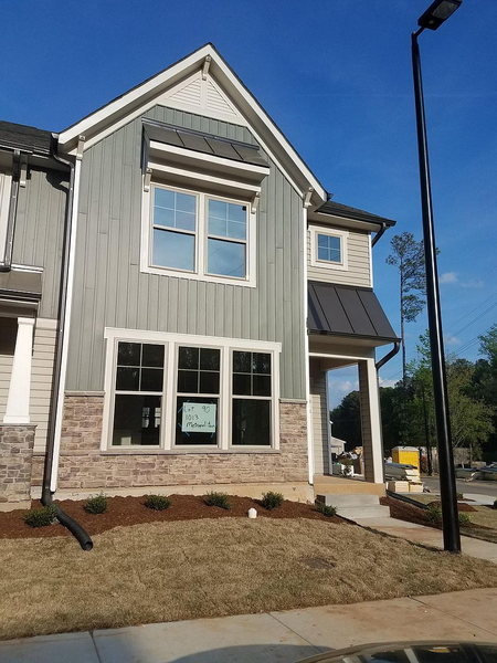 Coliving in Woodcroft - Durham, Raleigh