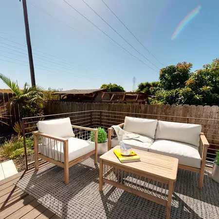 Coliving in East Palo Alto - Peninsula, San Francisco