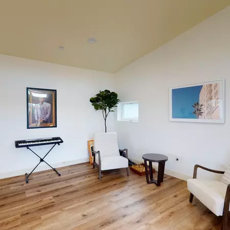 Coliving in East Palo Alto - Peninsula, San Francisco
