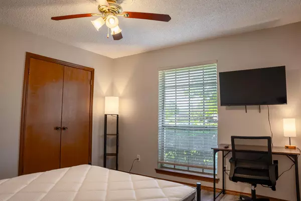 Coliving in West Arlington - Arlington, Dallas