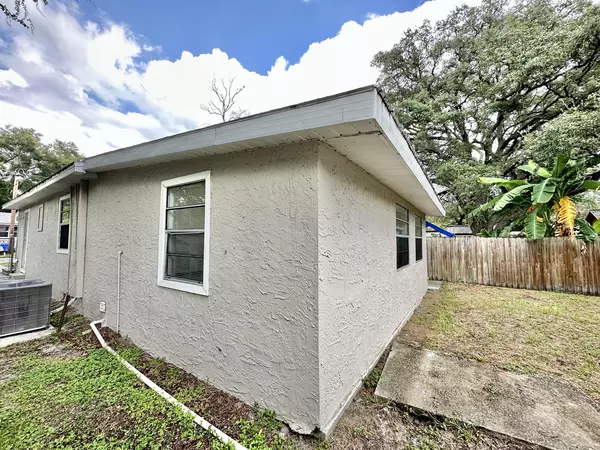 Coliving in University - North Tampa, Tampa