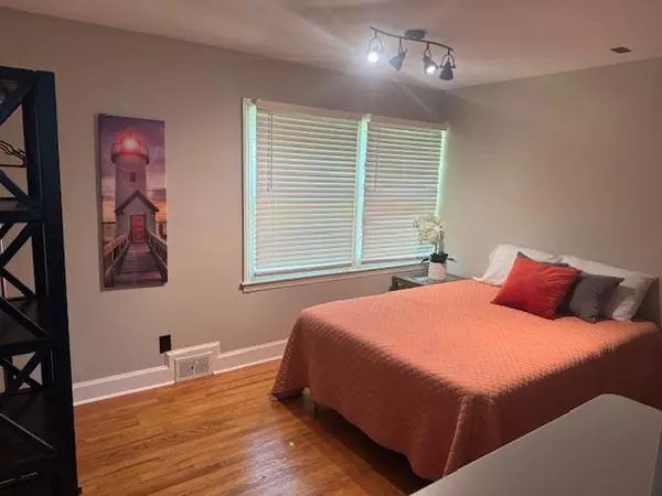 Coliving in Worthdale - South Raleigh, Raleigh
