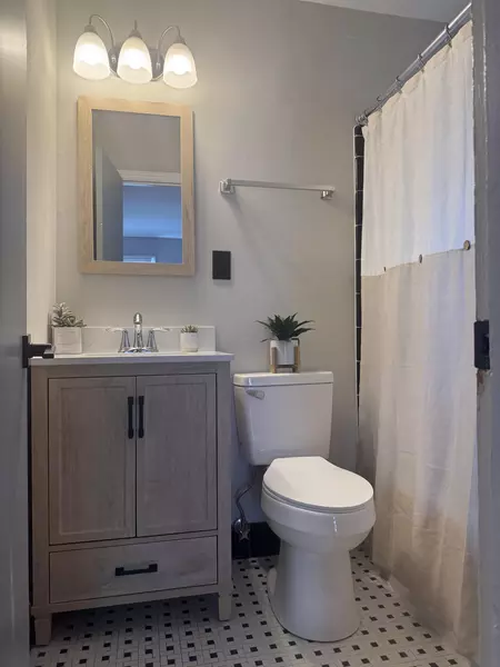 Coliving in Worthdale - South Raleigh, Raleigh