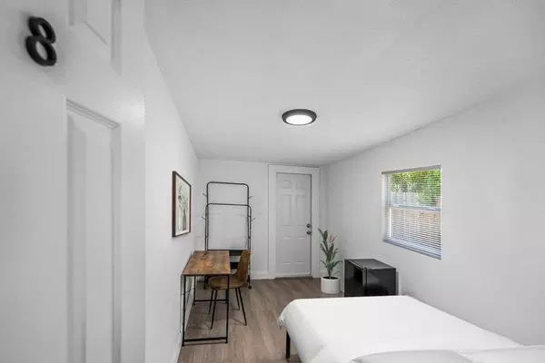 Coliving in Lealman - Clearwater-St. Petersburg, Tampa