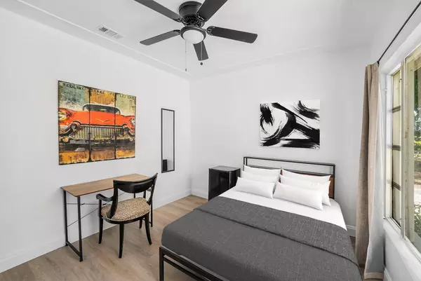 Coliving in Lealman - Clearwater-St. Petersburg, Tampa